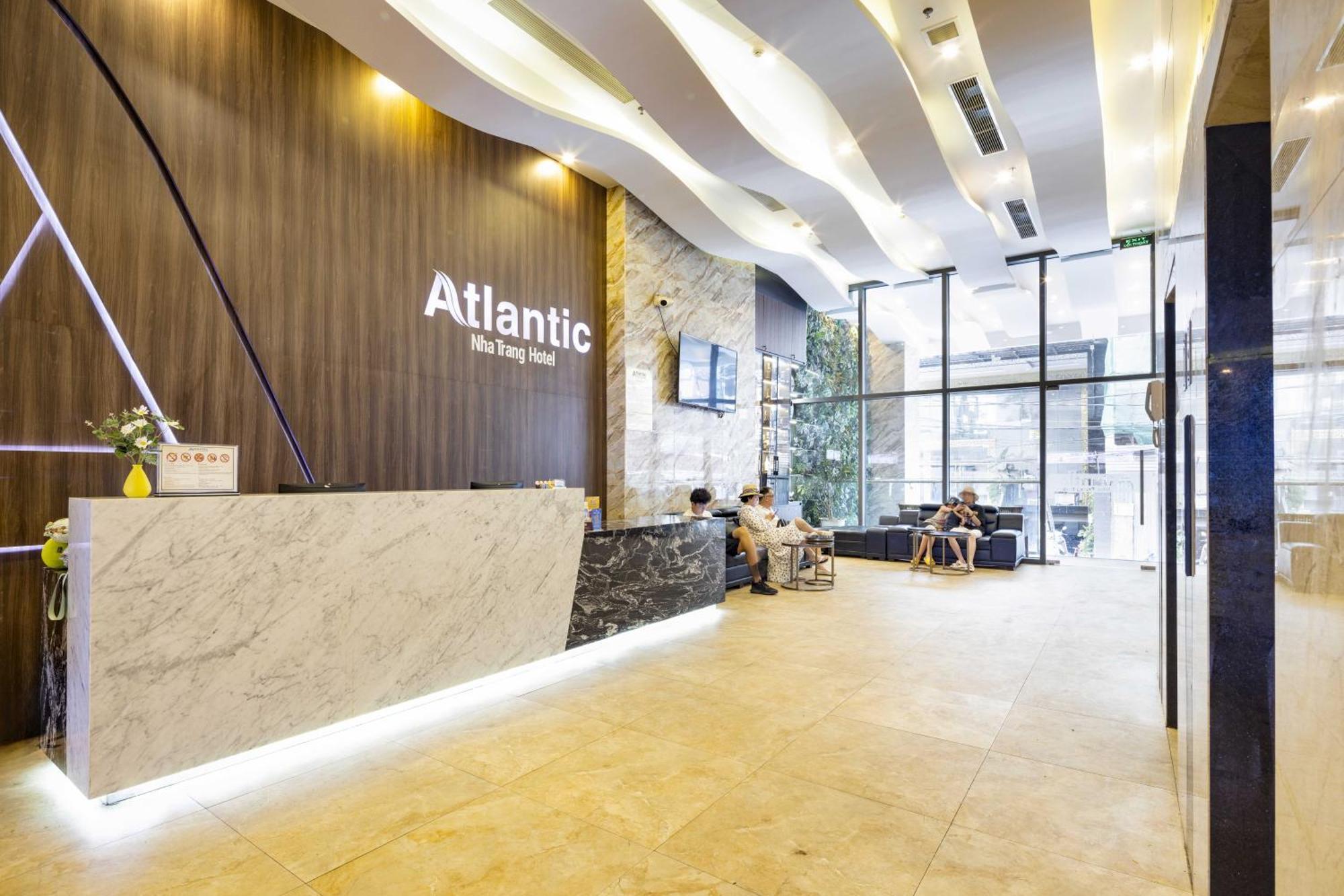 Atlantic Nha Trang Hotel Bagian luar foto